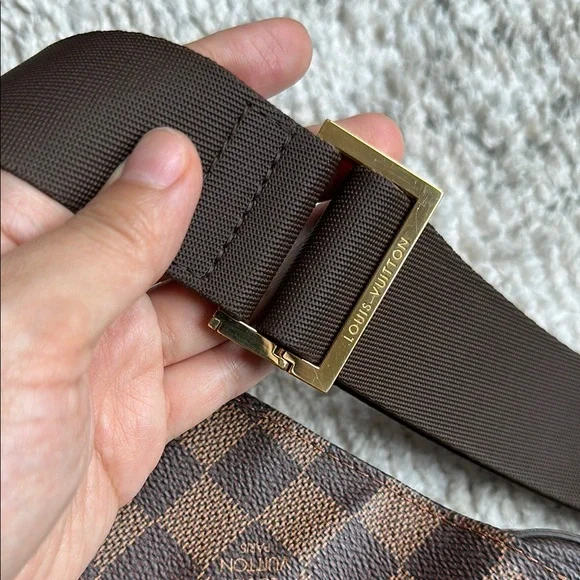 Louis Vuitton Geronimos Sling Bag - Picture 3 of 7